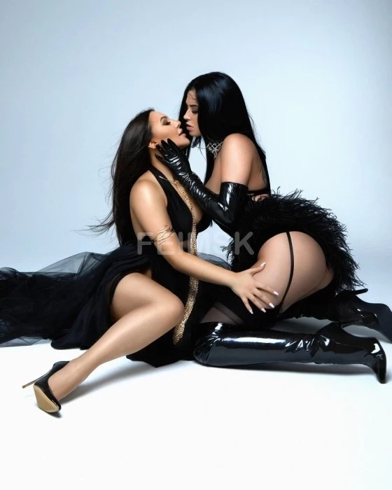 Куртизанки